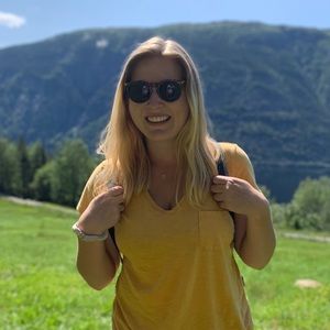 Meet your Posher, Anna